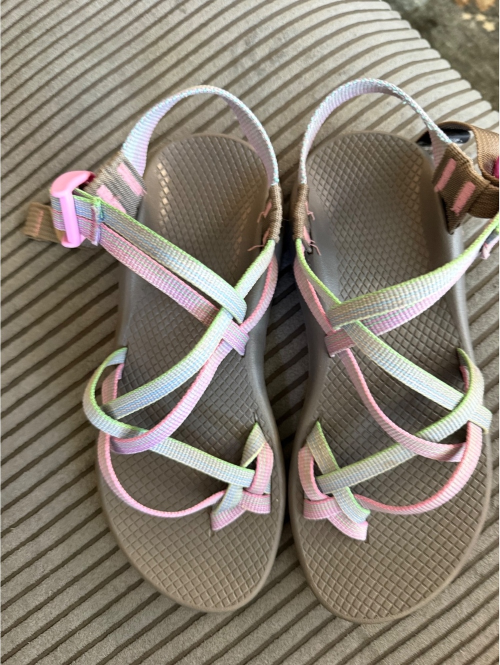 Chaco Women's Sandals Size 7 with Multicolor Straps